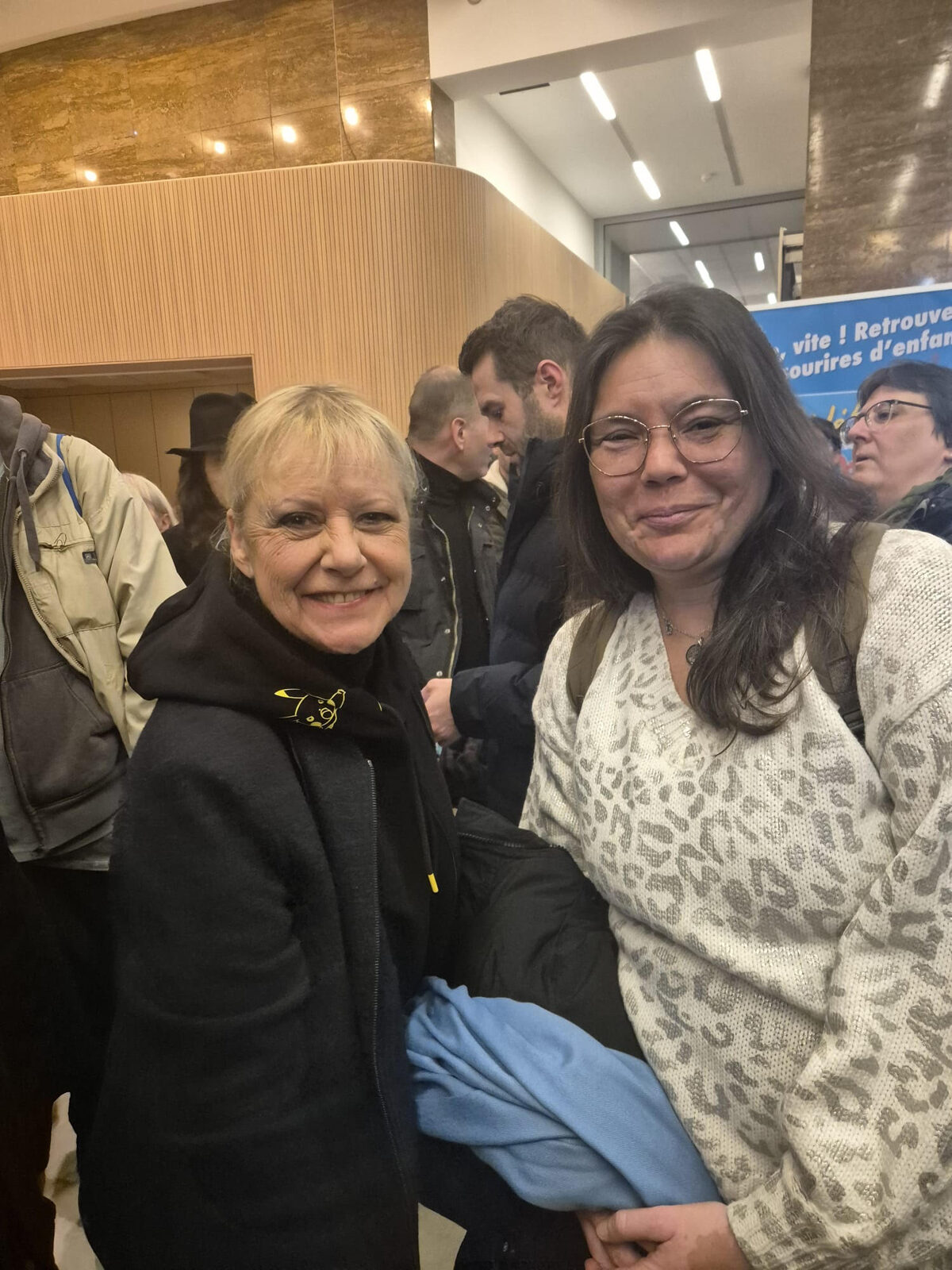 Dorothée avec une fan